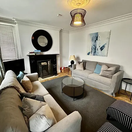 3 The Townhouse بيت للعطل