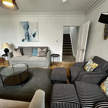 بيت للعطل 3 The Townhouse كيسويك
